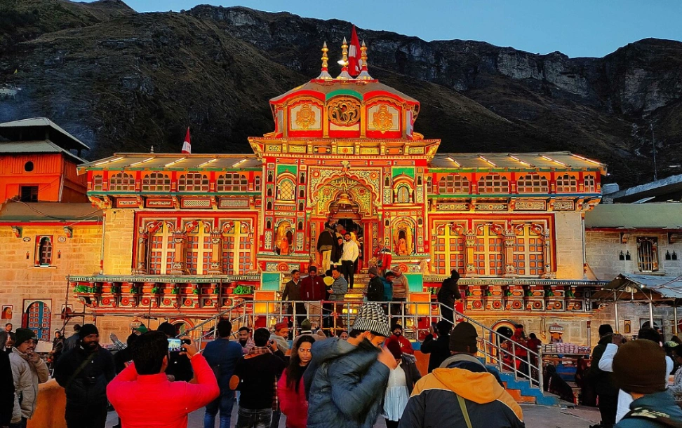 Balanced Darshan in Badrinath