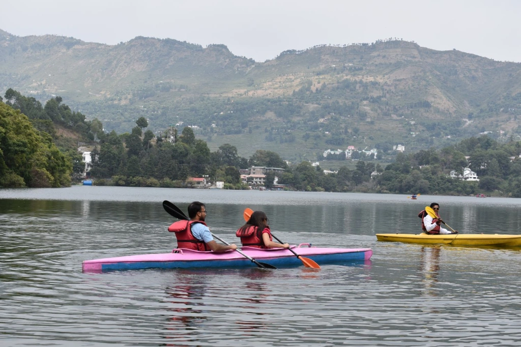 Balanced Darshan in Naukuchiatal
