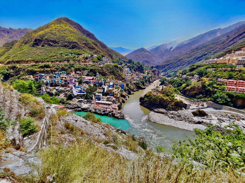 Balanced Darshan in Devprayag