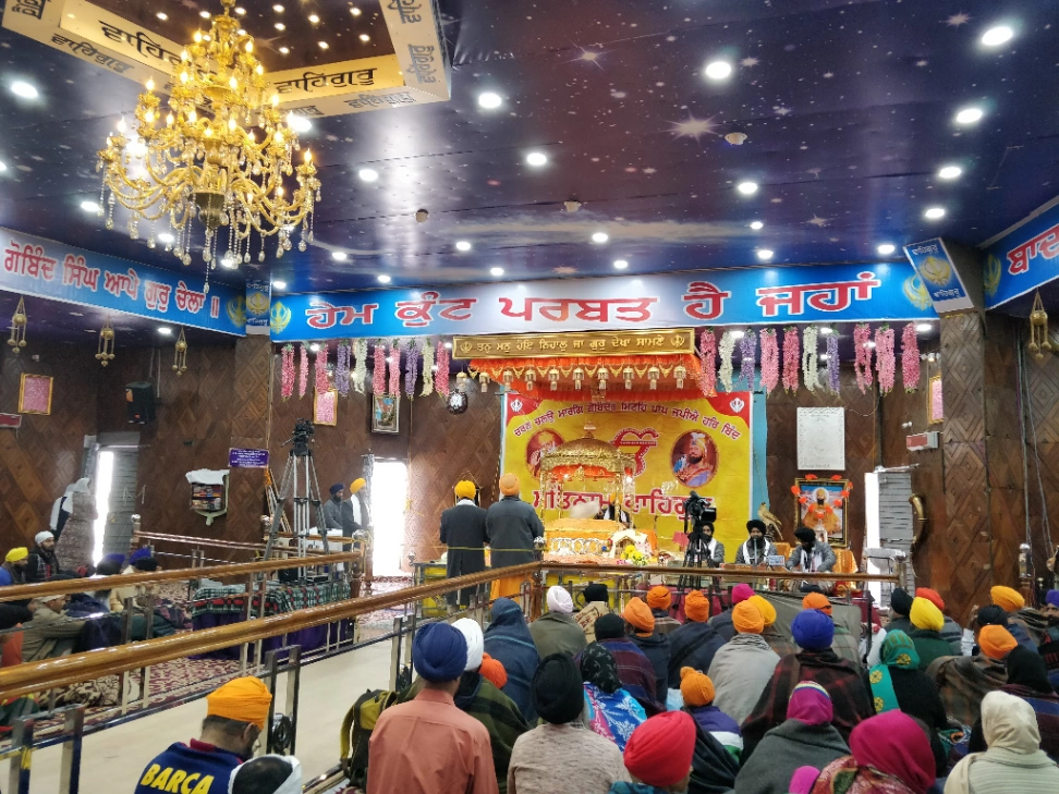 Balanced Darshan in Hemkund Sahib