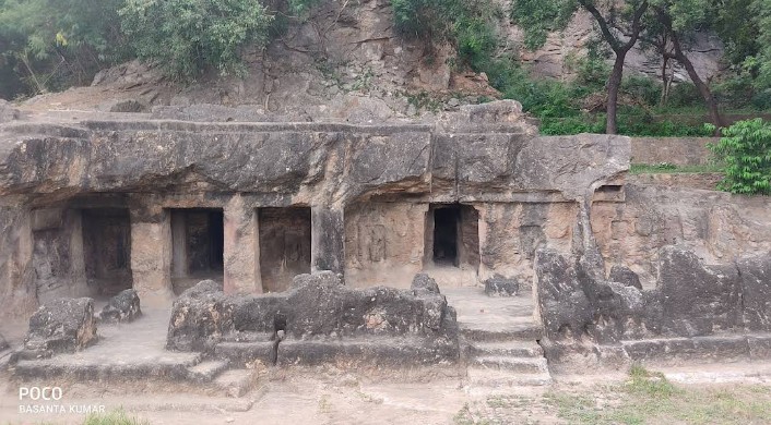 akkanna-madanna-caves-temple-cover-img