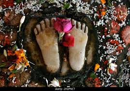 charan-paduka-temple-temple-cover-img