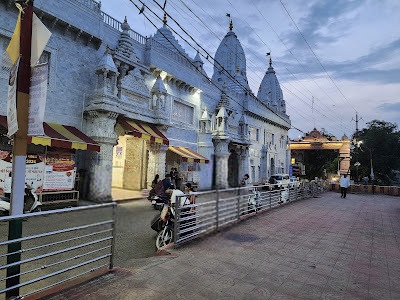 hanumantal-bada-jain-mandir-temple-cover-img